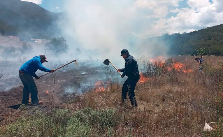Sofocan conatos de incendio en las sierras de Saltillo y Arteaga